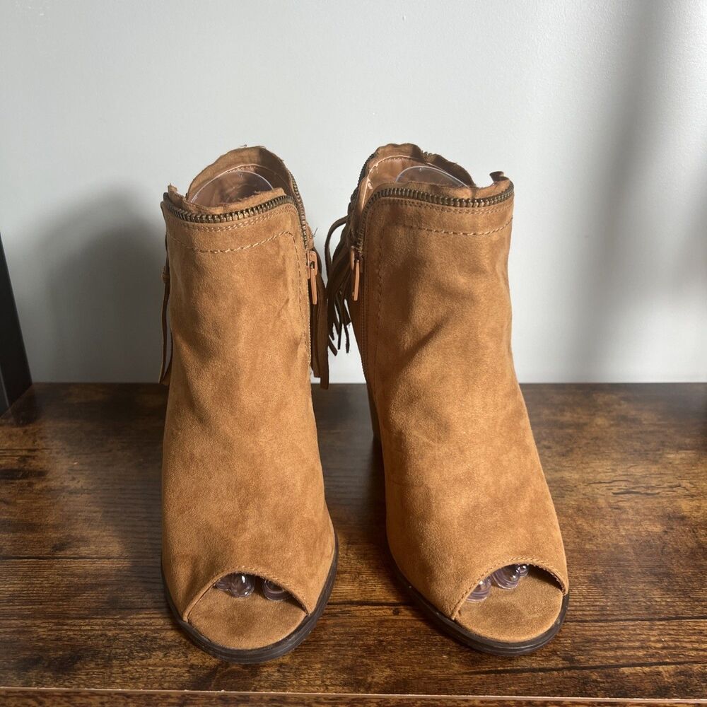 DV Dolce Vita Brown Faux Suede Block Heel Peep Toe Fringe Booties Size 7.5